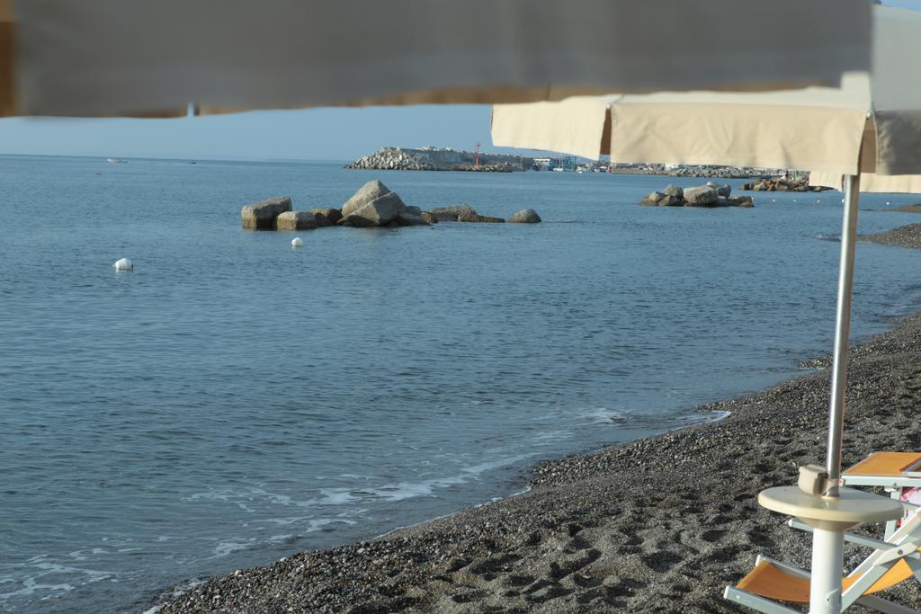 Hotel Miramare Cirò Marina Eksteriør bilde