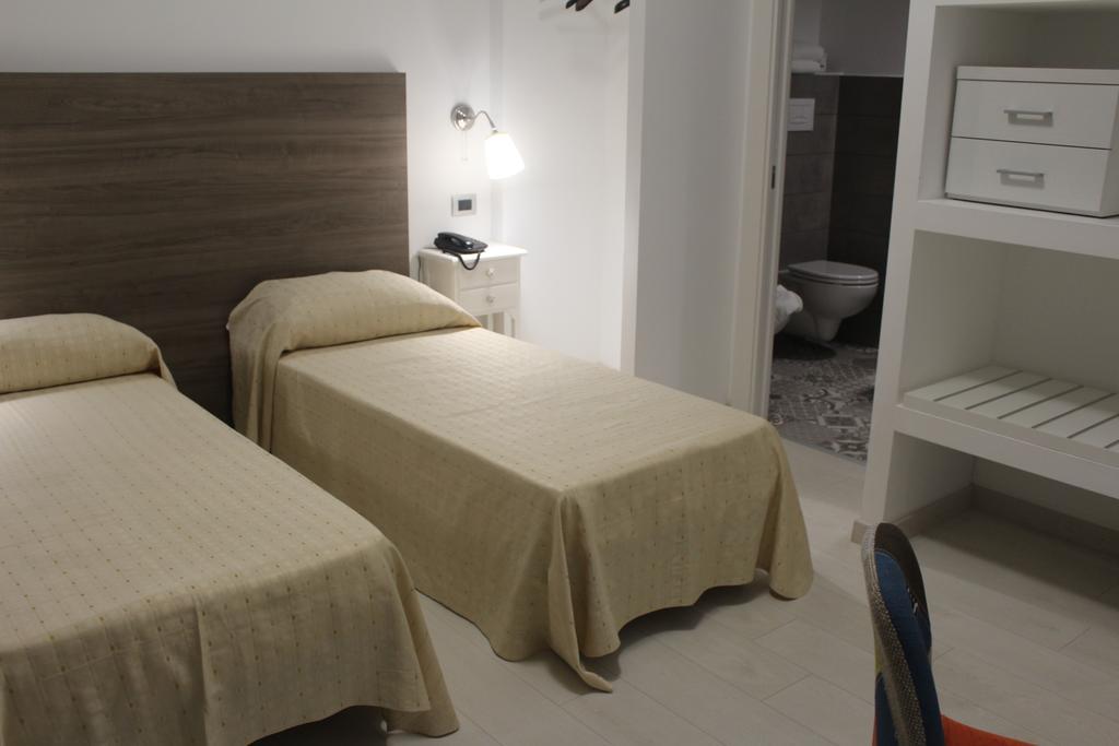 Hotel Miramare Cirò Marina Eksteriør bilde
